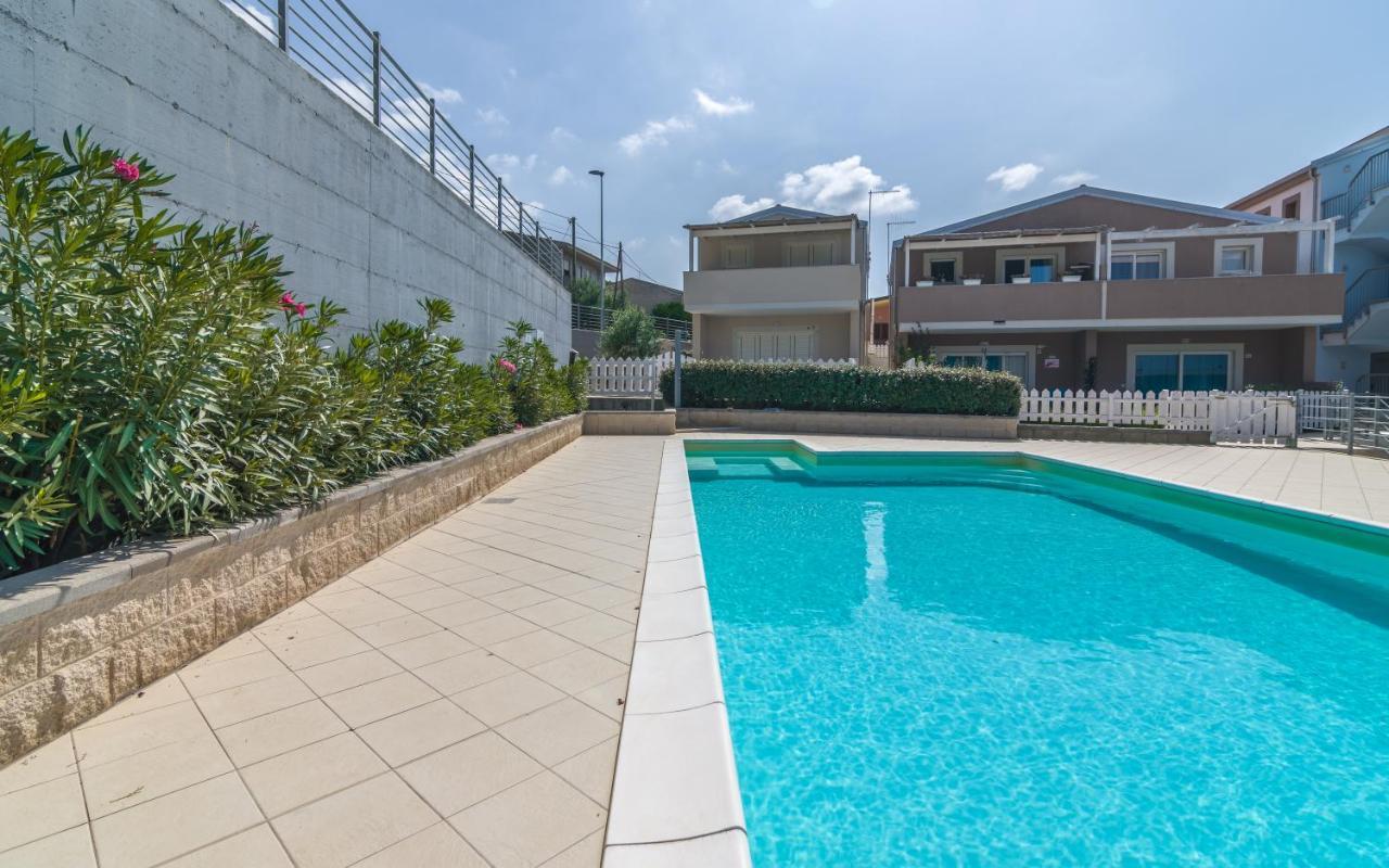 Villetta Federico Climatizzata Con Giardino Privato Viddalba Екстериор снимка