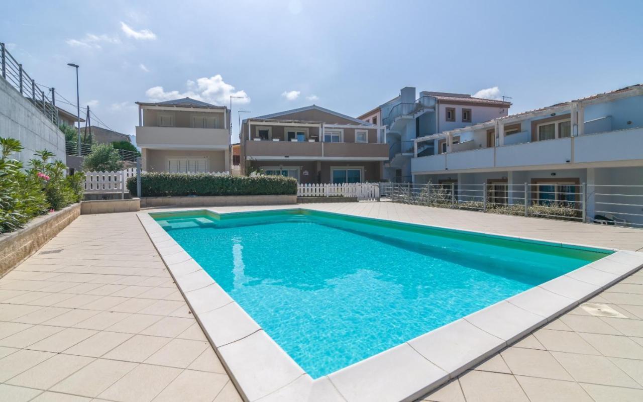 Villetta Federico Climatizzata Con Giardino Privato Viddalba Екстериор снимка