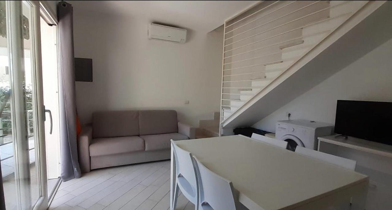 Villetta Federico Climatizzata Con Giardino Privato Viddalba Екстериор снимка